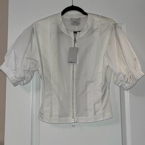 Blouse with zipper and puff sleves